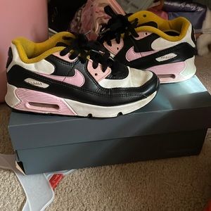 Girls Nike Airmax